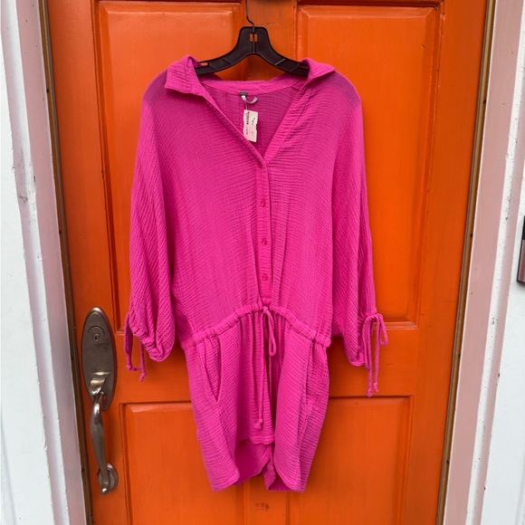 A pink jumper from eM’s that still has the original tags on it - Picture 1 of 3